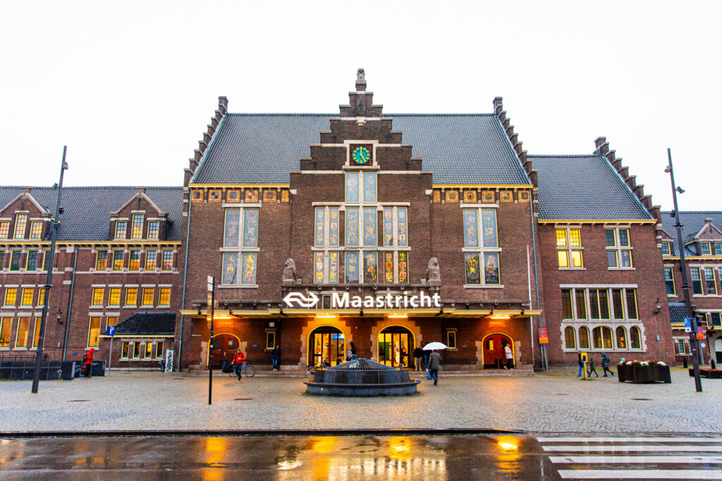 Maastricht station